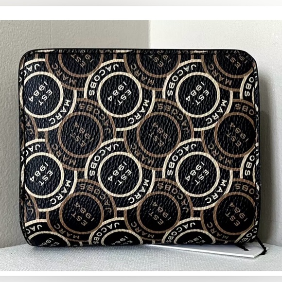 New Marc Jacobs Logo Compact Wallet Black Multi - Picture 3 of 5